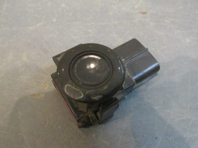 Датчик парковки Toyota Camry V50 2011-2018