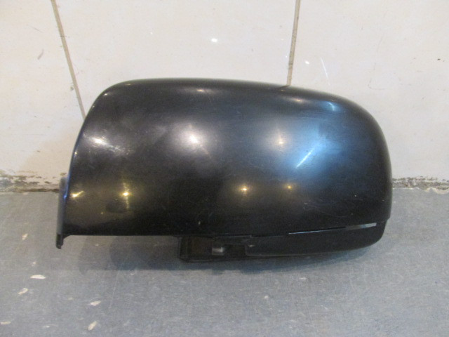 Накладка зеркала левого Hyundai Santa Fe 2006-2012