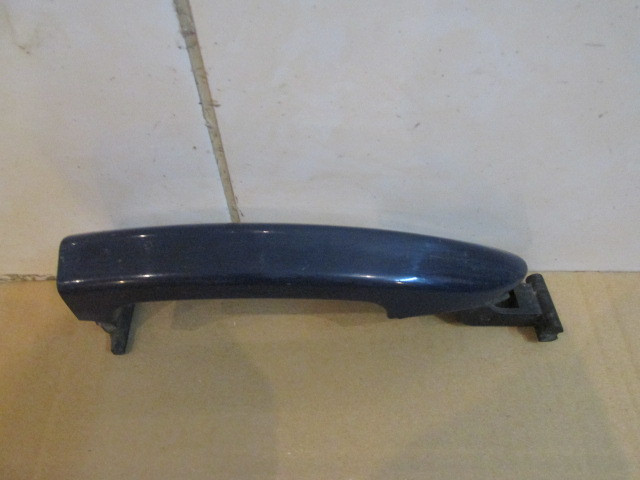Ручка двери передней правой Volkswagen Passat B6 2005-2010