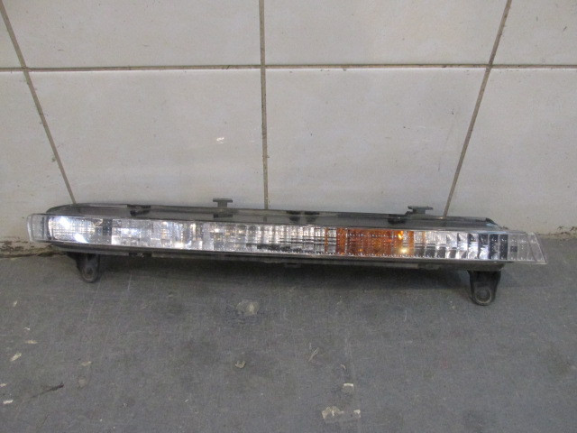 Указатель поворота в бампер прав Audi Q7 [4L] 2005-2015