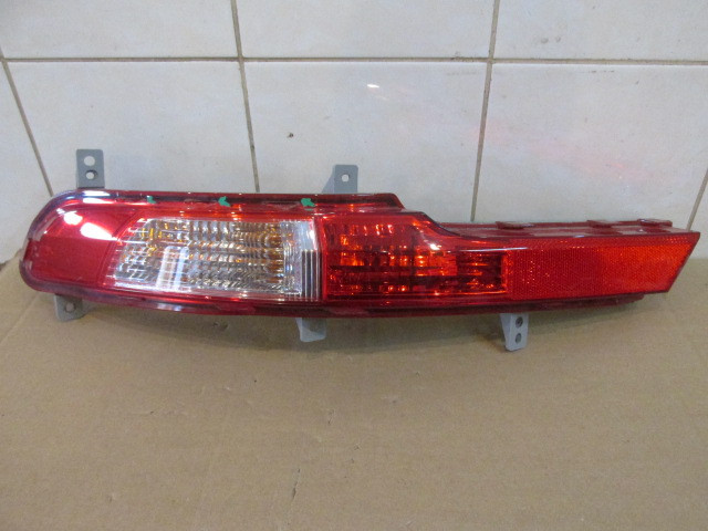 Фонарь задний в бампер левый Kia Sportage 2010-2015