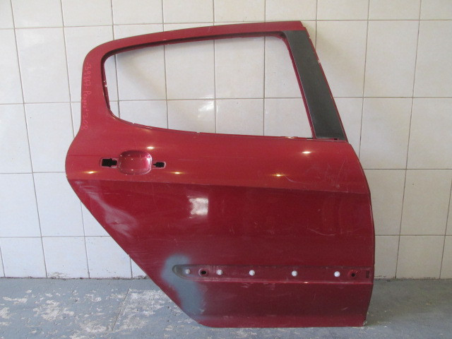 Дверь задняя правая Peugeot 308 2007>