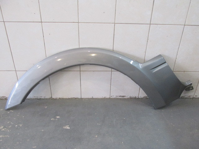 Накладка крыла переднего левого Mitsubishi Pajero/Montero 2000-2006