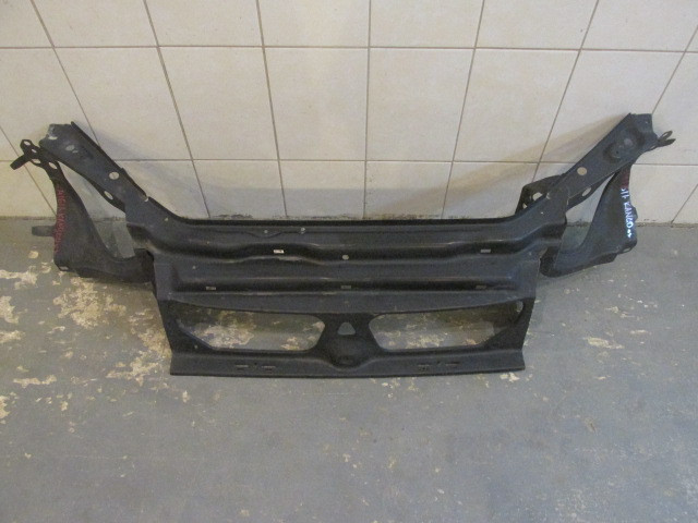 Панель передняя Renault Kangoo 2003>