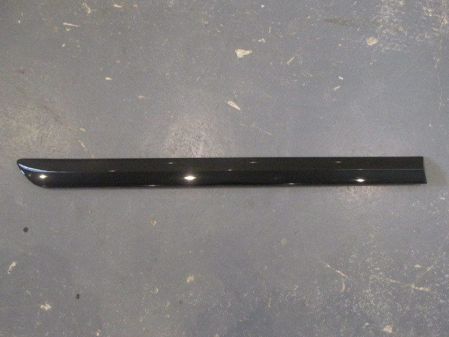 Накладка двери задней правой Lexus RX 2003-2009