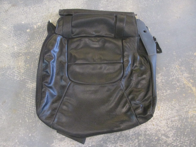 Обшивка сиденья Toyota Land Cruiser (200) 2008>