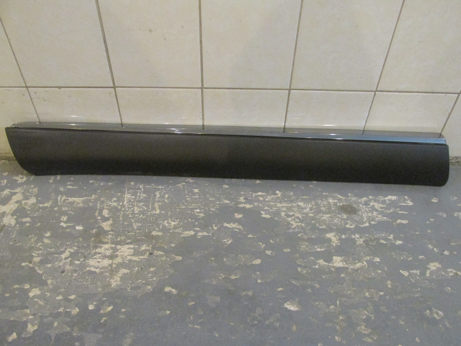 Накладка двери передней левой Lexus RX III 2009>