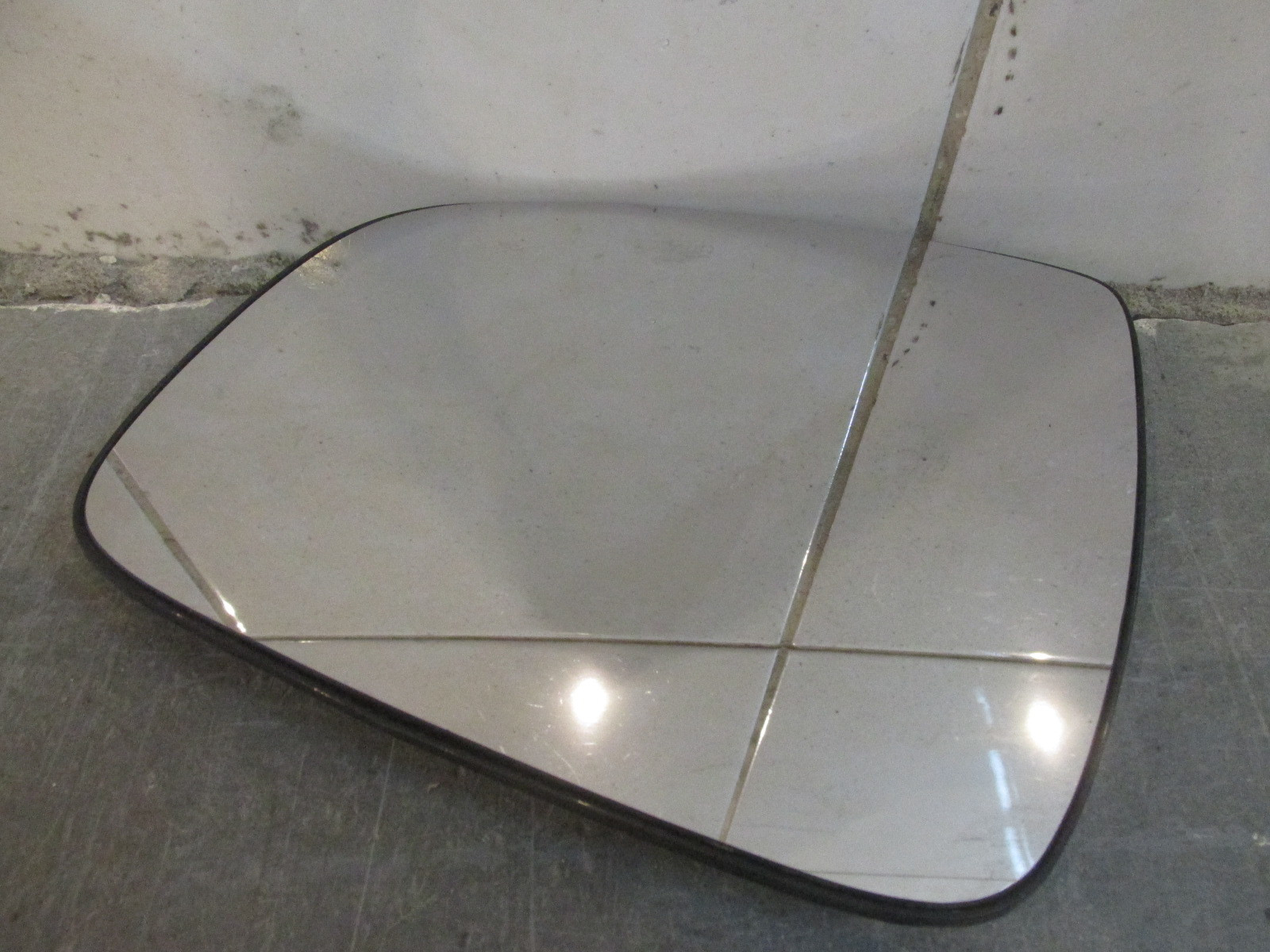 Стекло зеркала левого Renault Duster 2011>