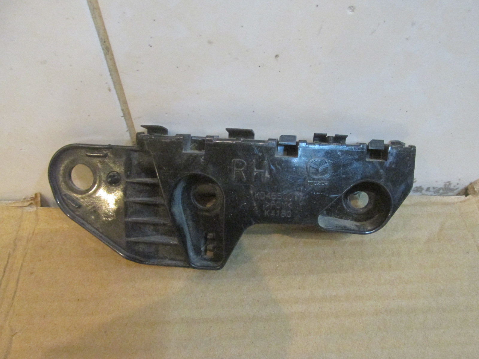 Кронштейн переднего бампера Mazda CX 5 2012>