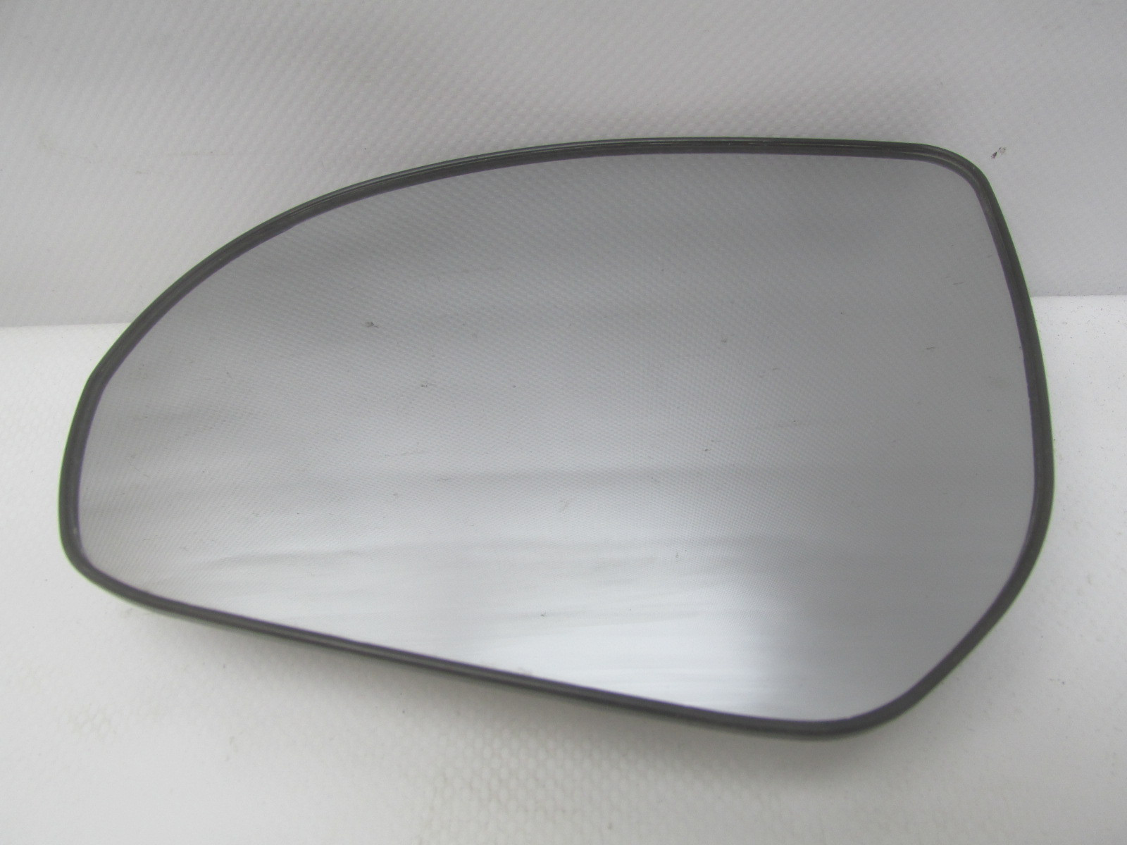 Стекло зеркала левого Kia Rio 2011>