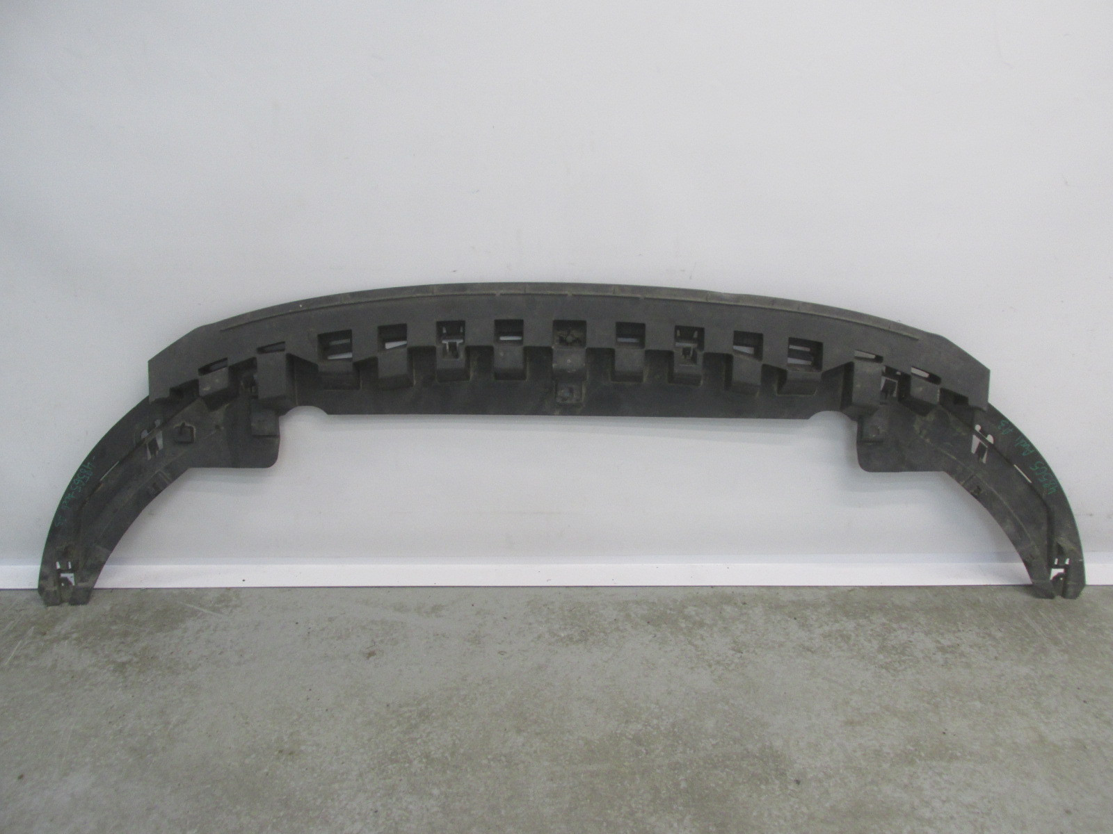 Пыльник Audi A3 [8V] 2013-2020