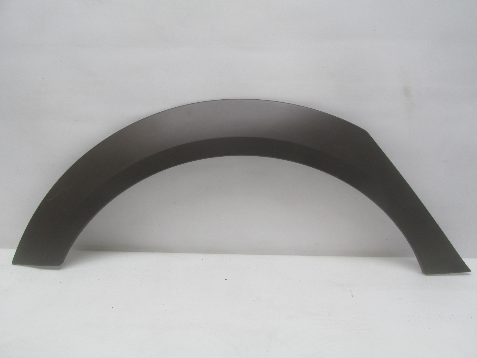 Накладка крыла заднего  правого Audi A6 Allroad quattro 2005-2012