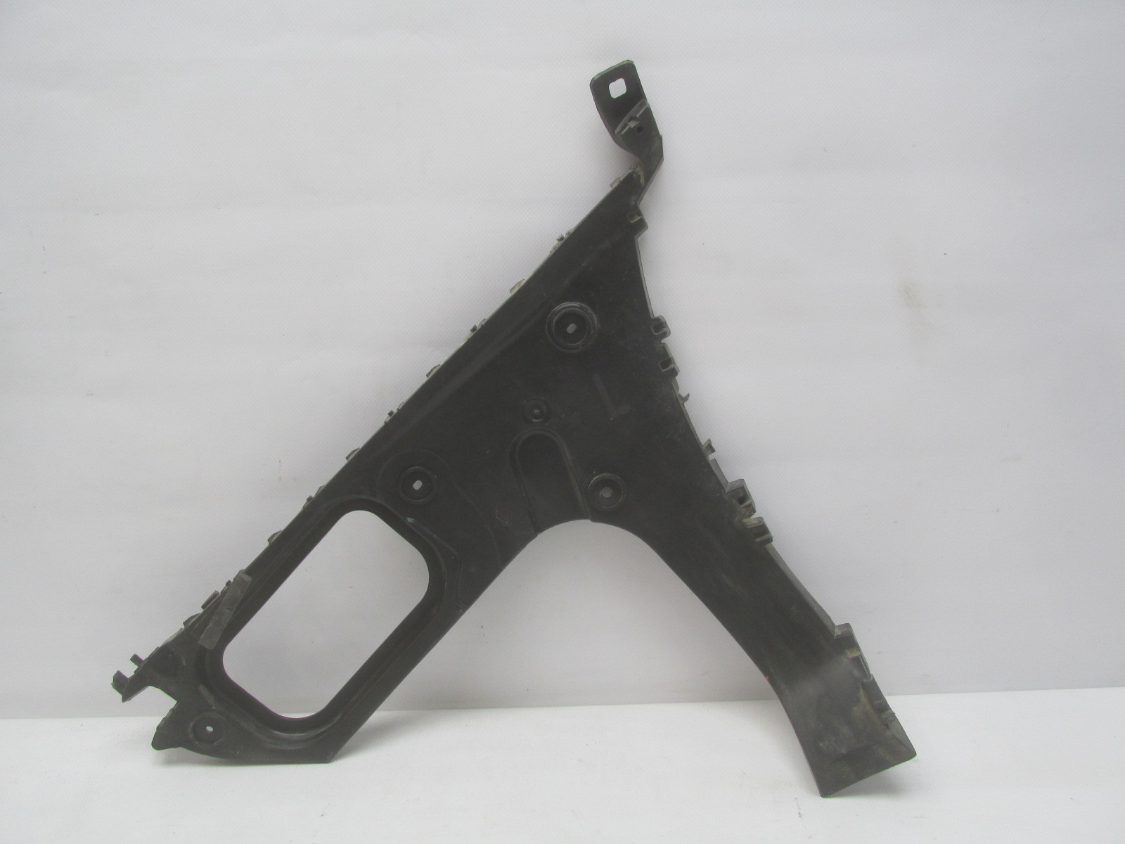 Направляющая заднего бампера Audi Q7 [4L] 2005-2015