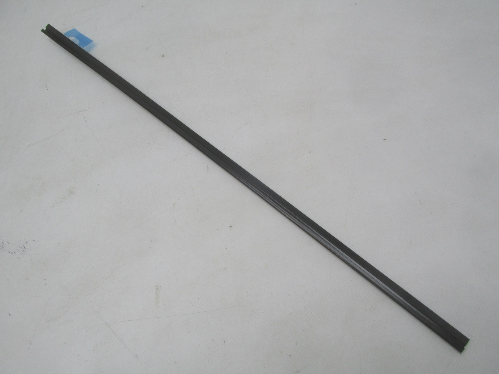 Молдинг лобового стекла Toyota RAV 4 2006-2013