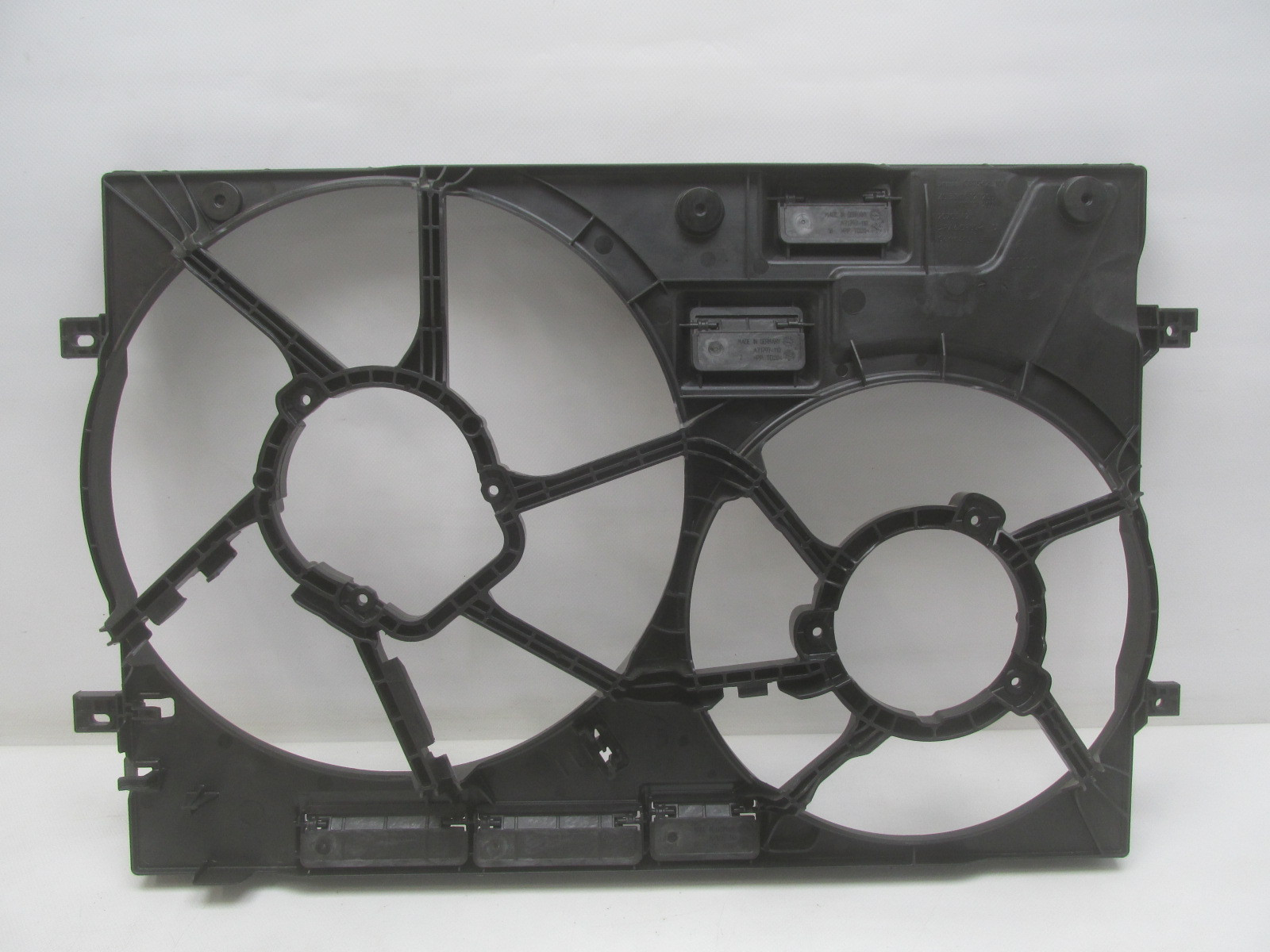 Диффузор радиатора Skoda Octavia III (A7) 2013-2020