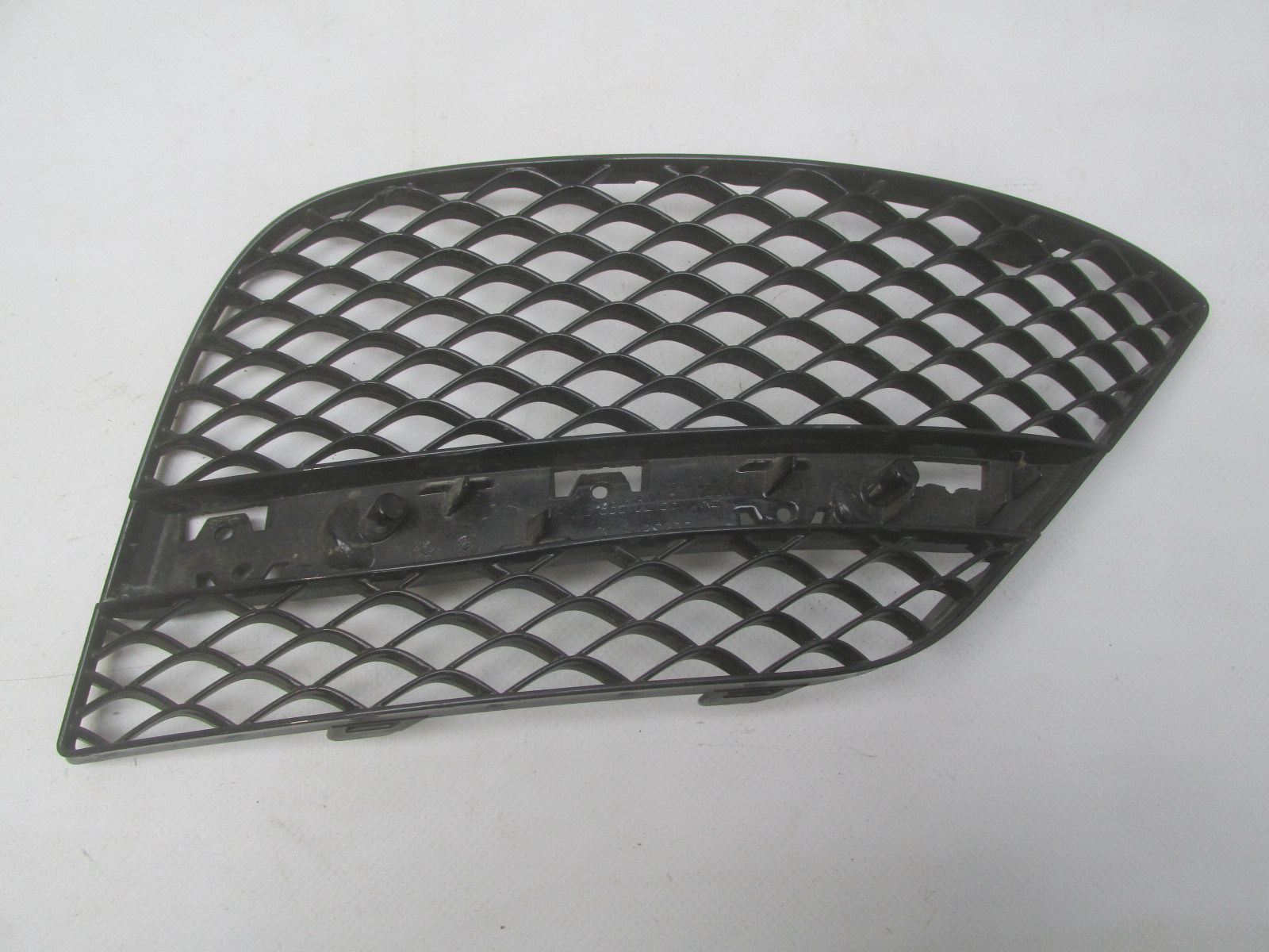 Решетка в бампер правая Mercedes-Benz S-Klasse W222 2013>