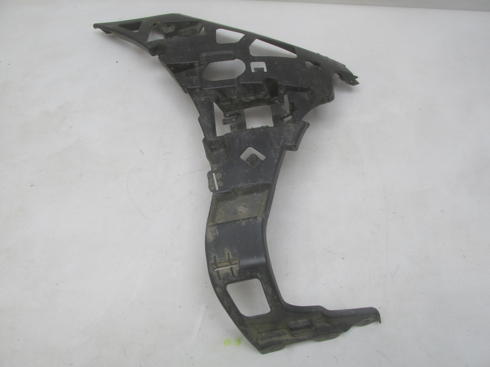 Кронштейн переднего бампера Mercedes-Benz S-Klasse W222 2013>