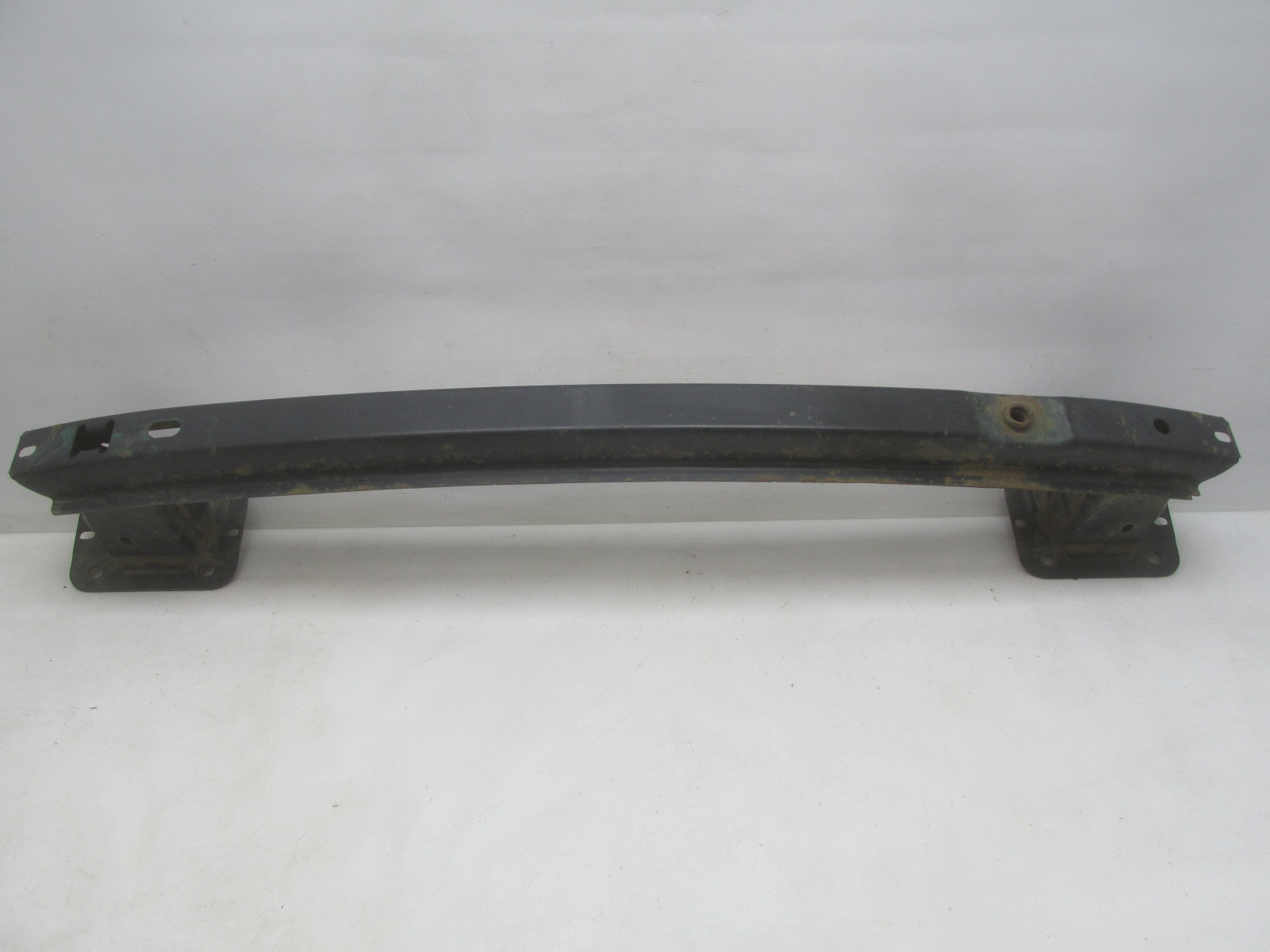 Усилитель заднего бампера Ford Focus II 2008-2011