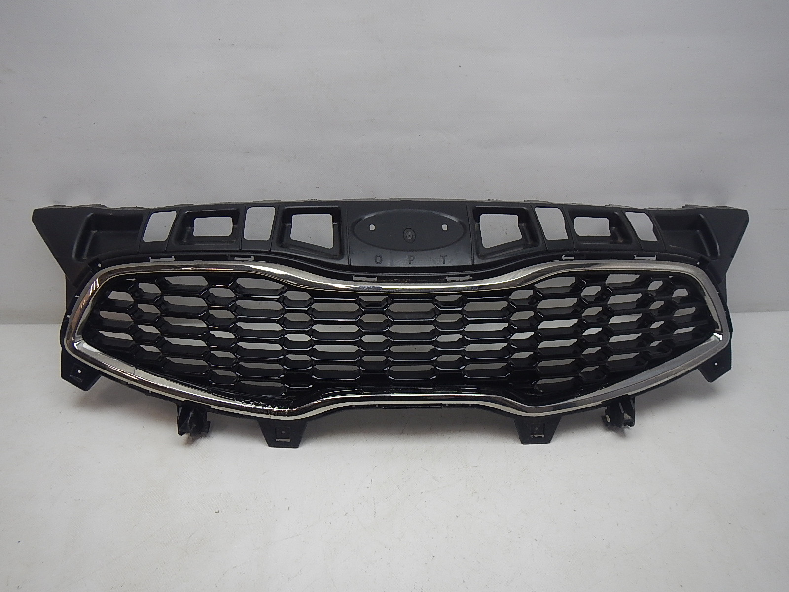 Решетка радиатора Kia Ceed 2012-2018