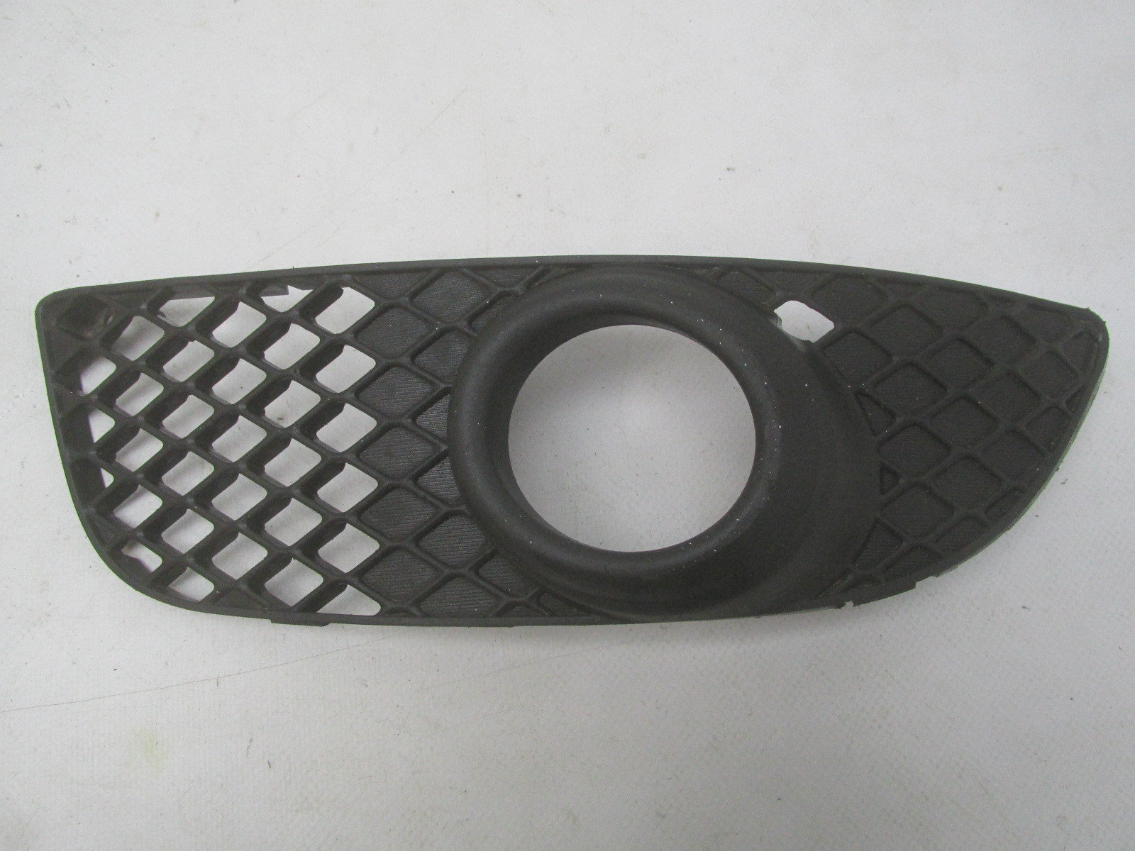 Решетка в бампер левая Mitsubishi Lancer 2007>