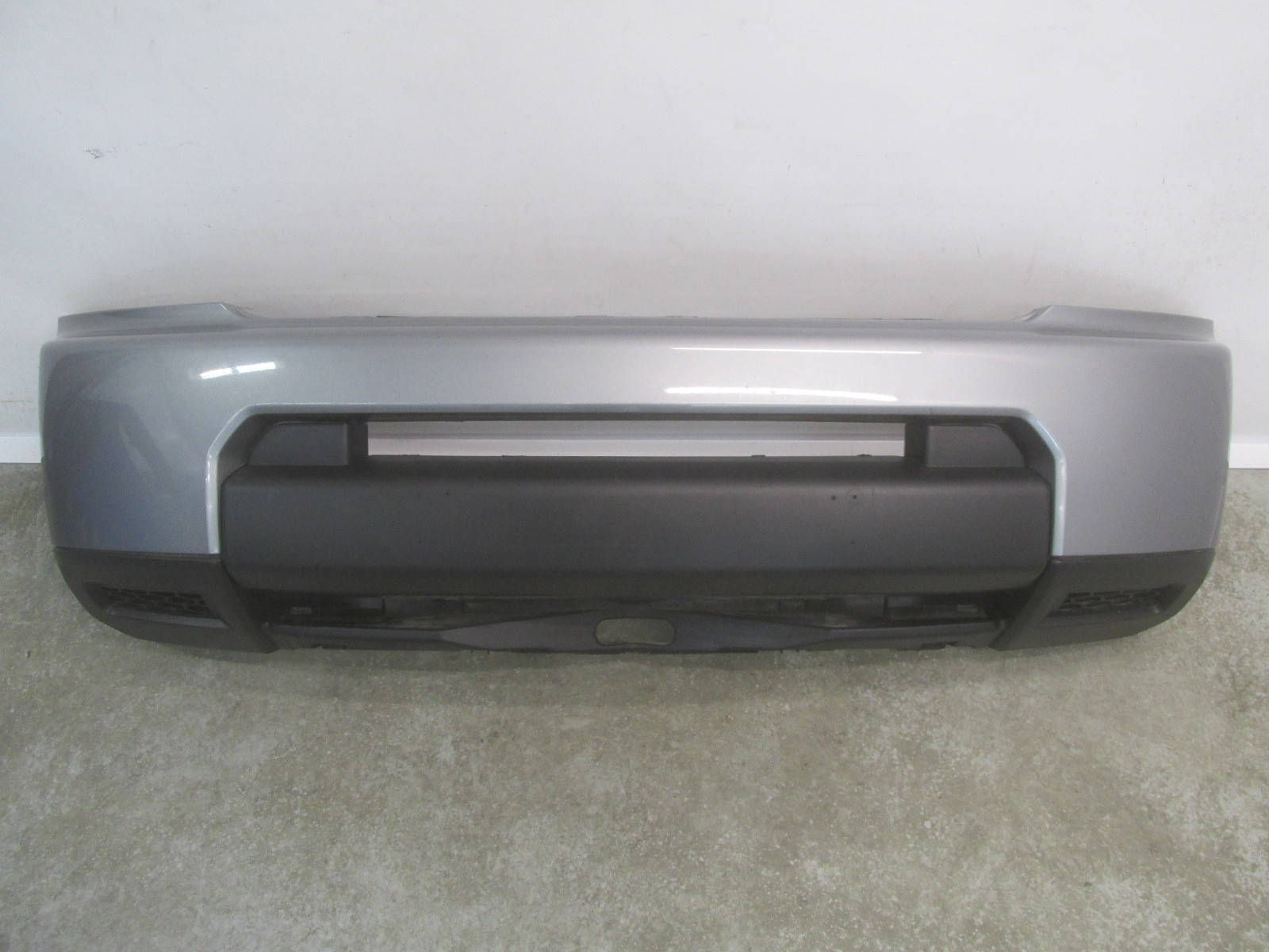 Бампер передний Land Rover Discovery IV 2009>