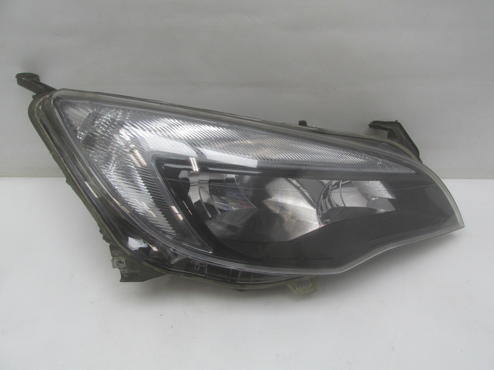 Фара правая Opel Astra J 2010>