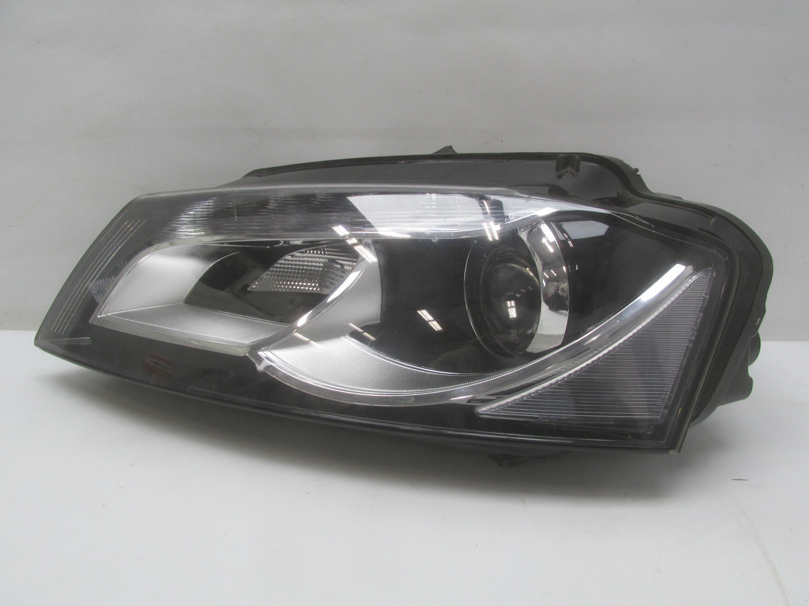 Фара левая Audi A3 [8PA] 2004-2013