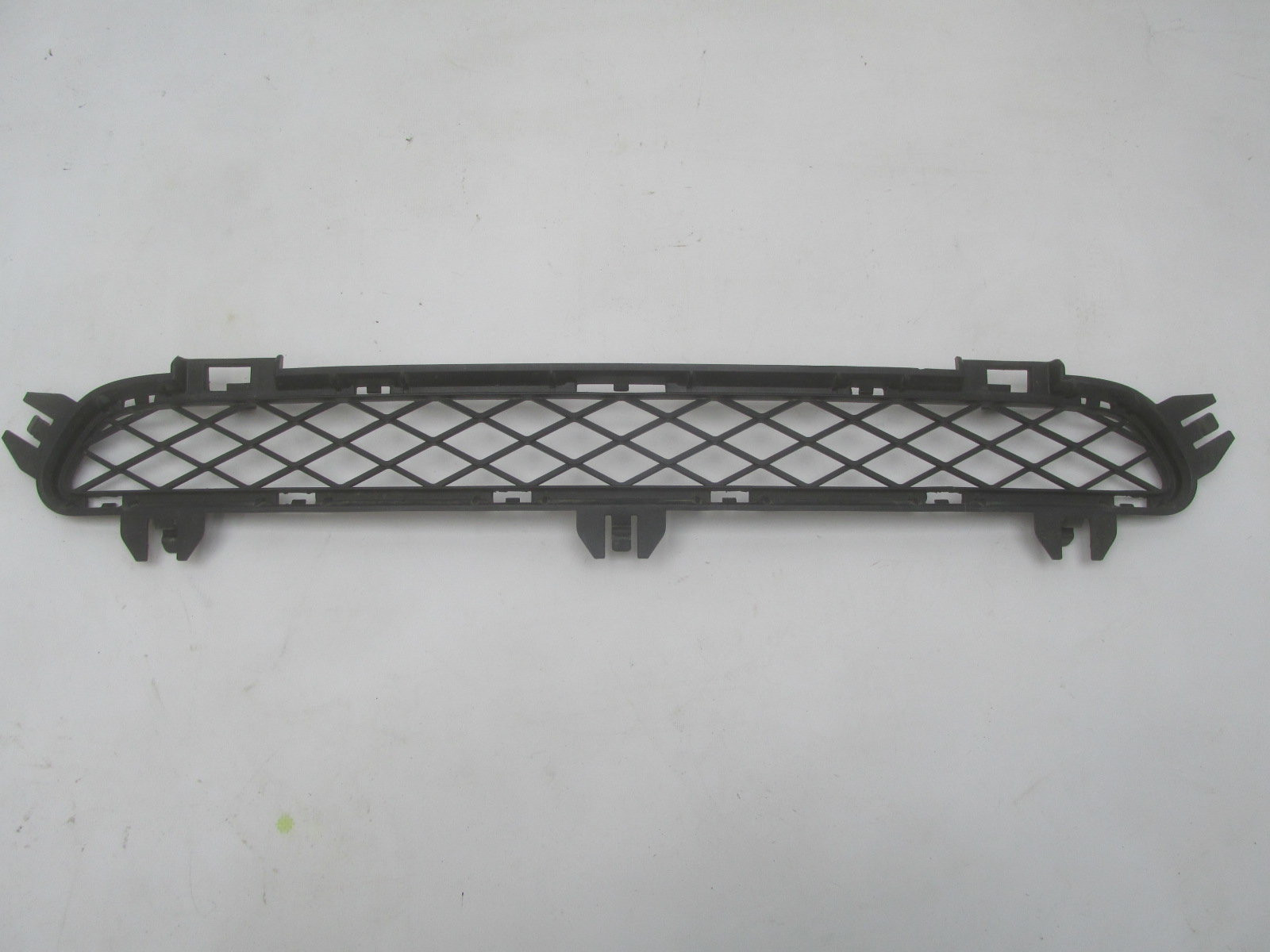 Решетка в бампер центральная BMW X3 F25 2010>