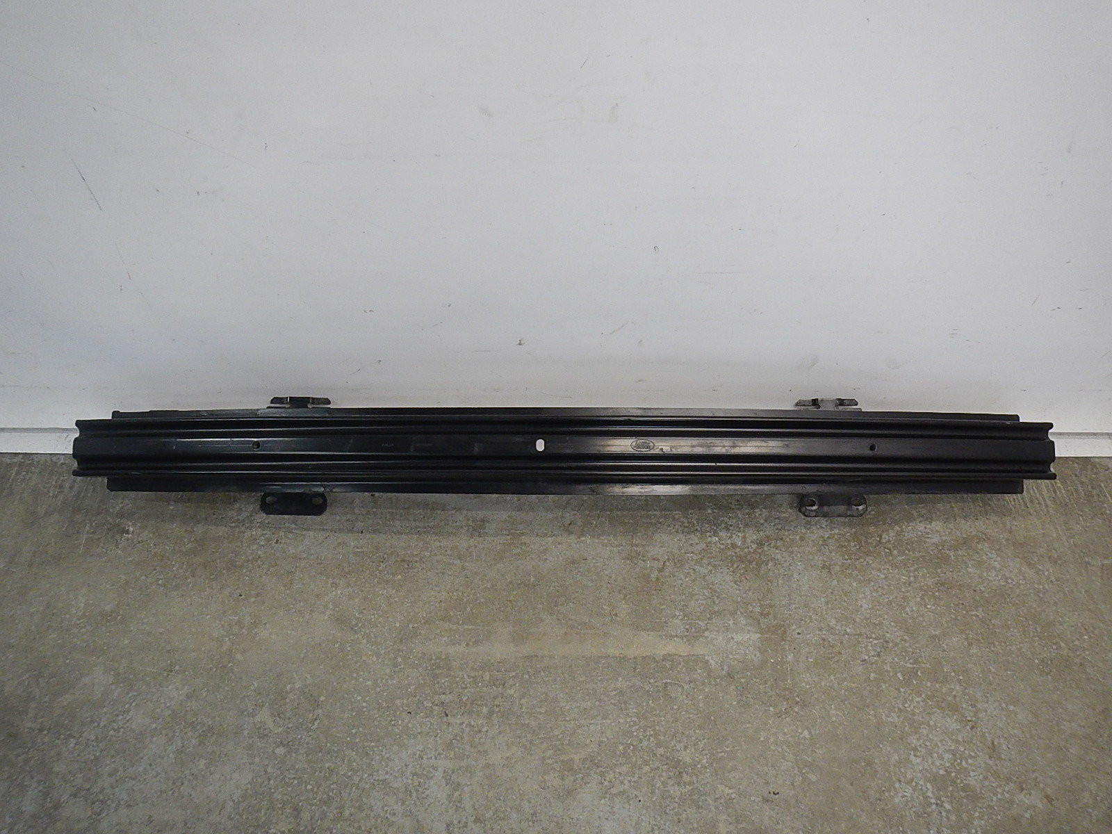 Усилитель переднего бампера Land Rover Range Rover Sport 2005>