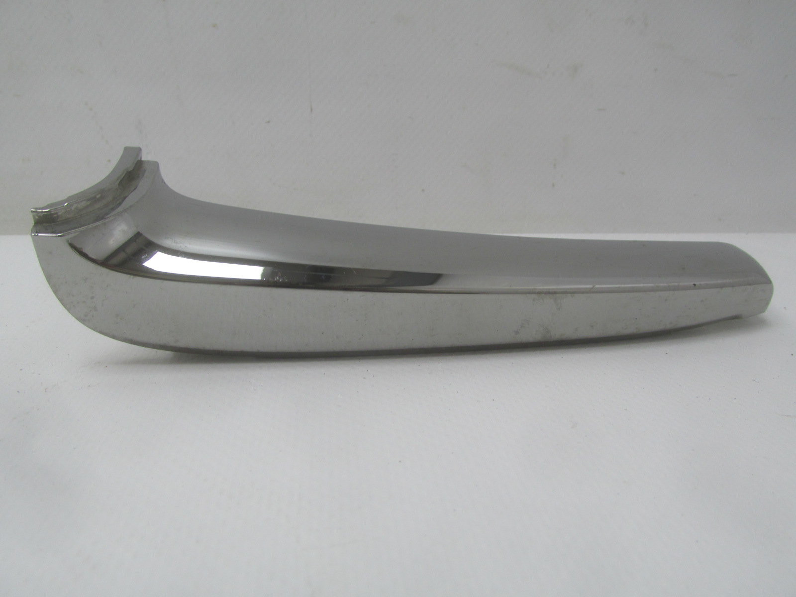 Молдинг решетки радиатора Toyota Highlander III 2013>