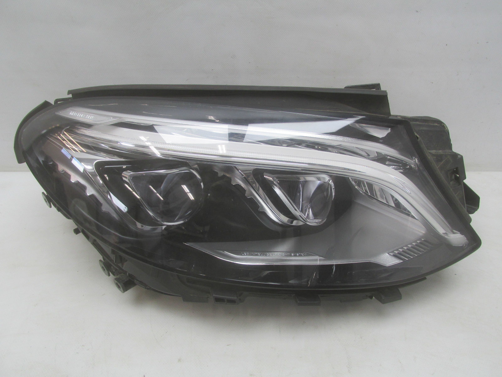 Фара правая Mercedes-Benz M-Klasse (ML/GLE) W166 2011>