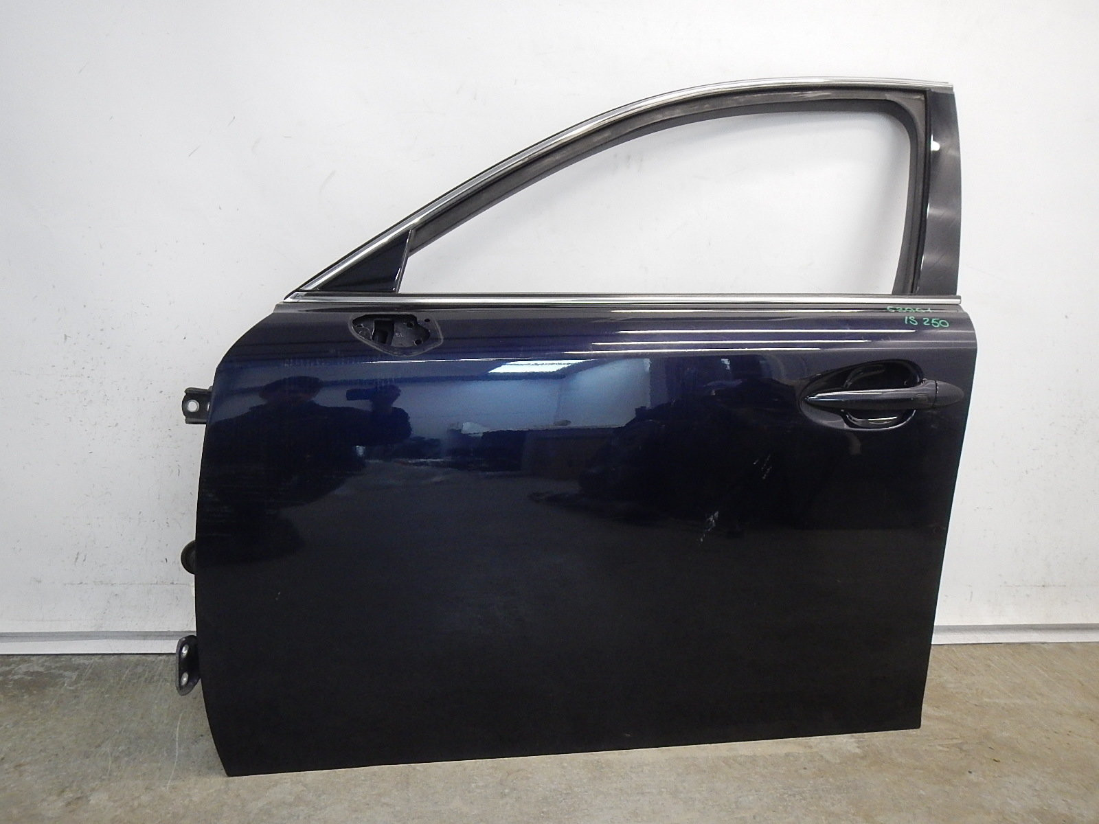 Дверь передняя левая Lexus IS 250/350 2005>