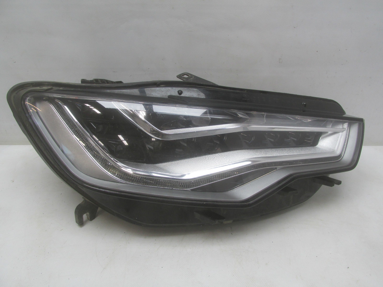 Фара правая Audi A6 [C7,4G] 2011-2018