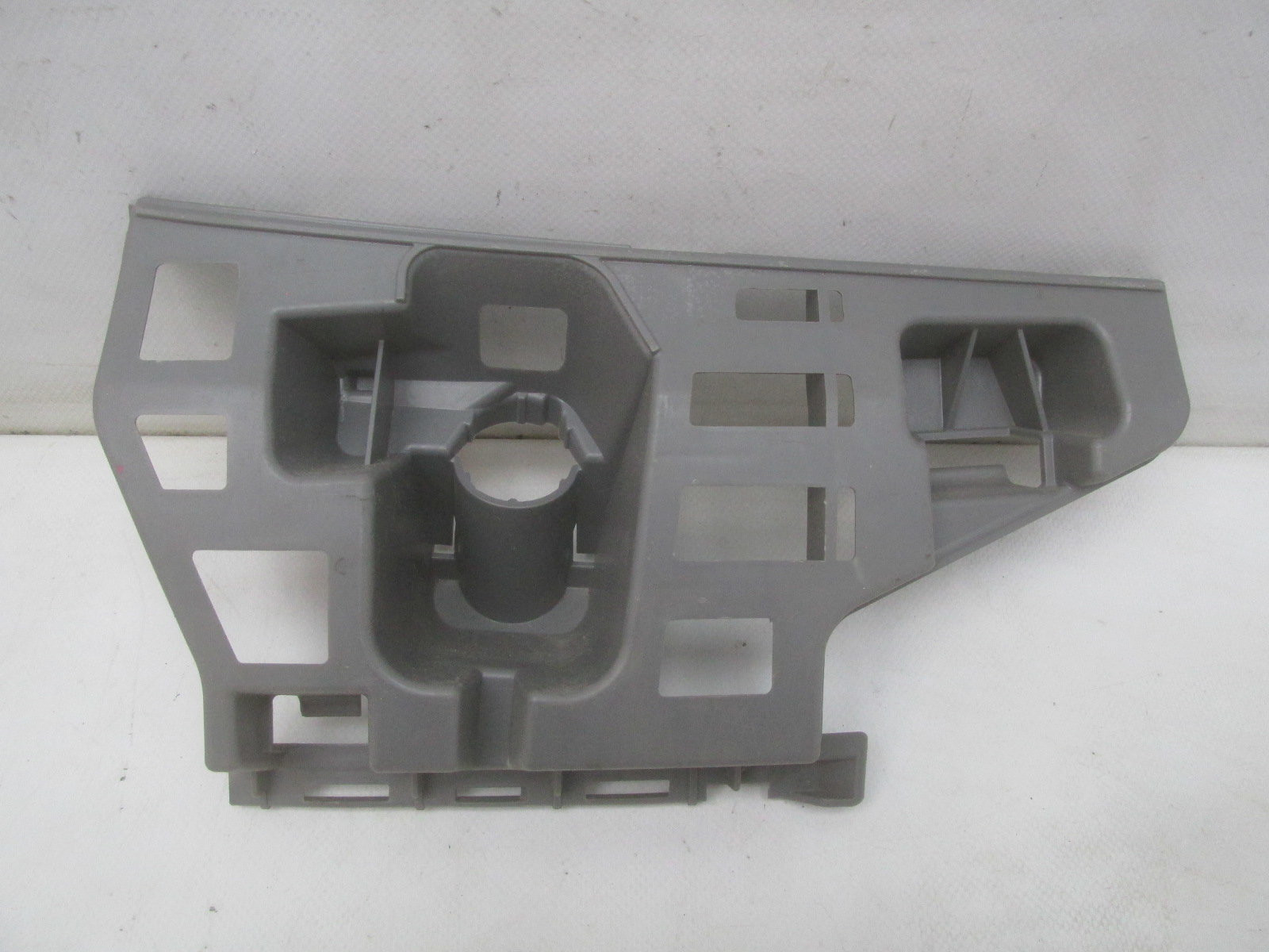 Кронштейн крепления переднего ба Skoda Fabia 2007-2015