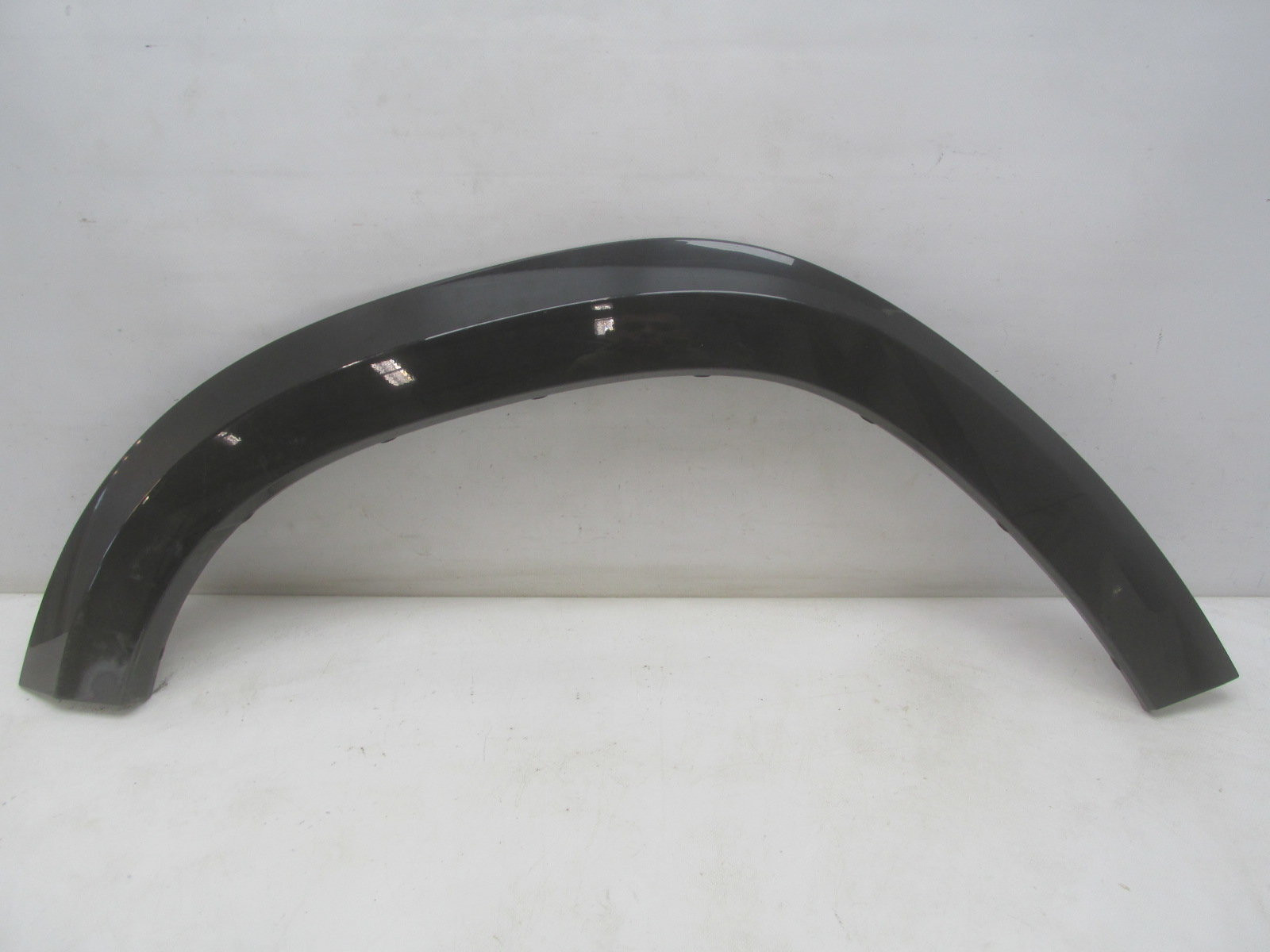 Накладка крыла заднего  правого Mercedes-Benz GL/GLS-klasse X166 2012>