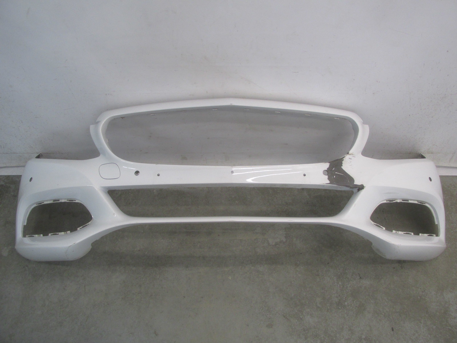 Бампер передний Mercedes-Benz C-Klasse W205 2013>