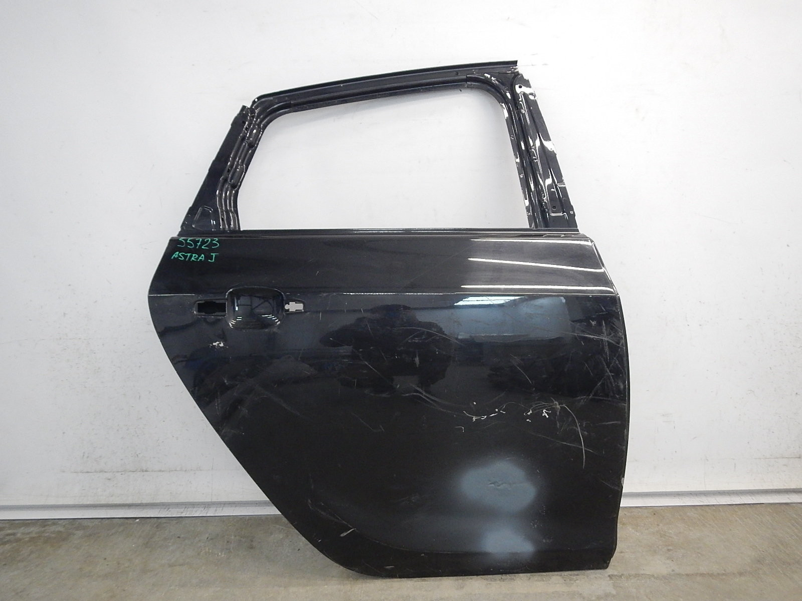 Дверь задняя правая Opel Astra J 2010>