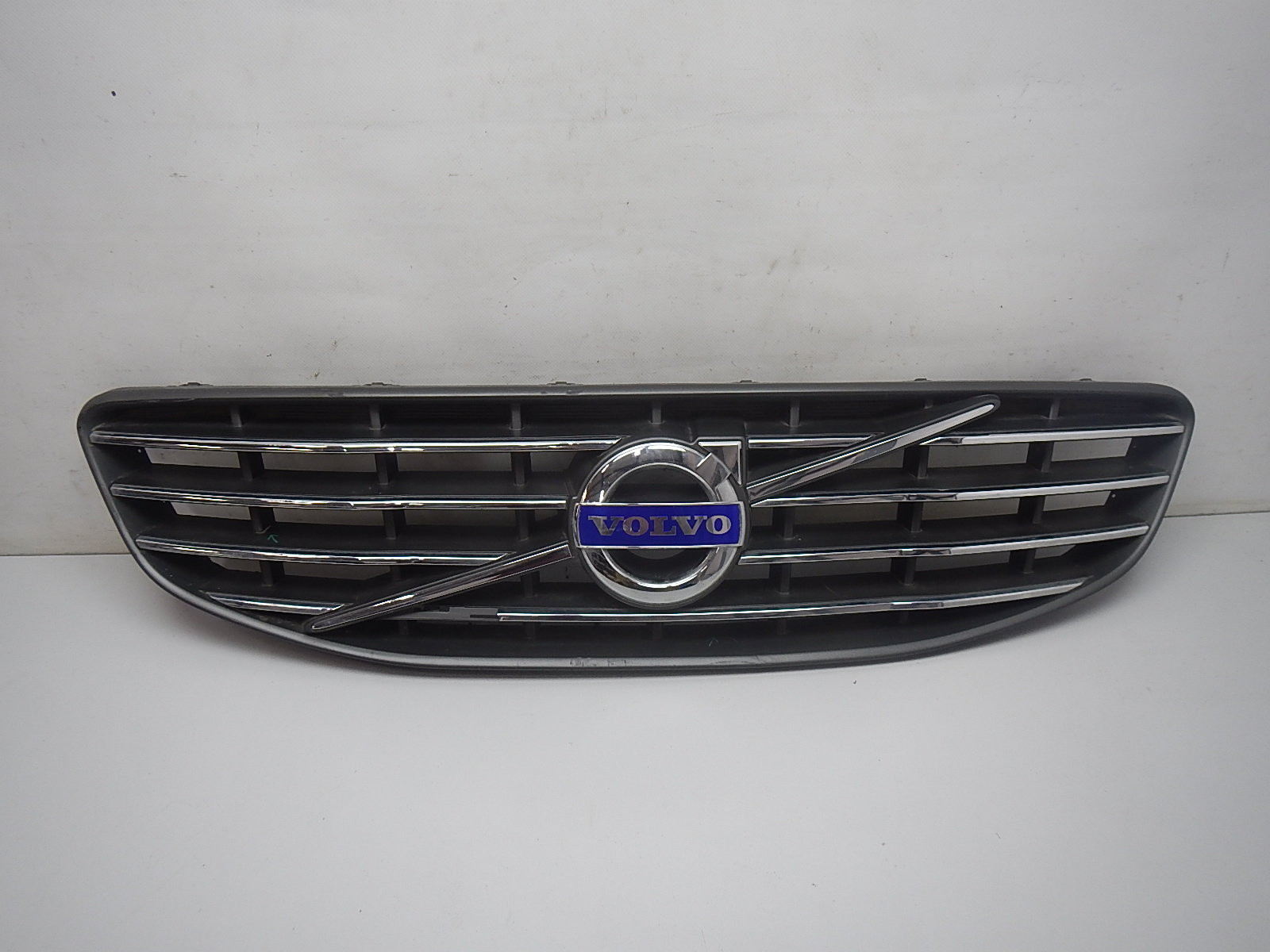 Решетка радиатора Volvo XC60 2008-2017