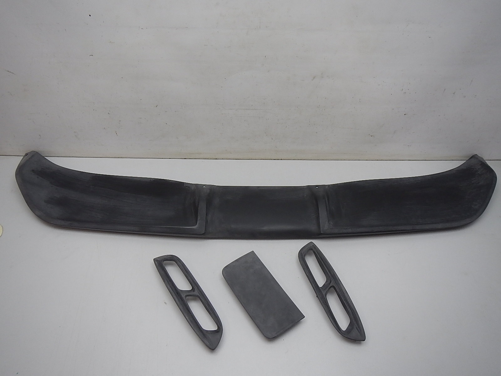 Накладка переднего бампера Lexus LX 570 (URJ200) 2007>