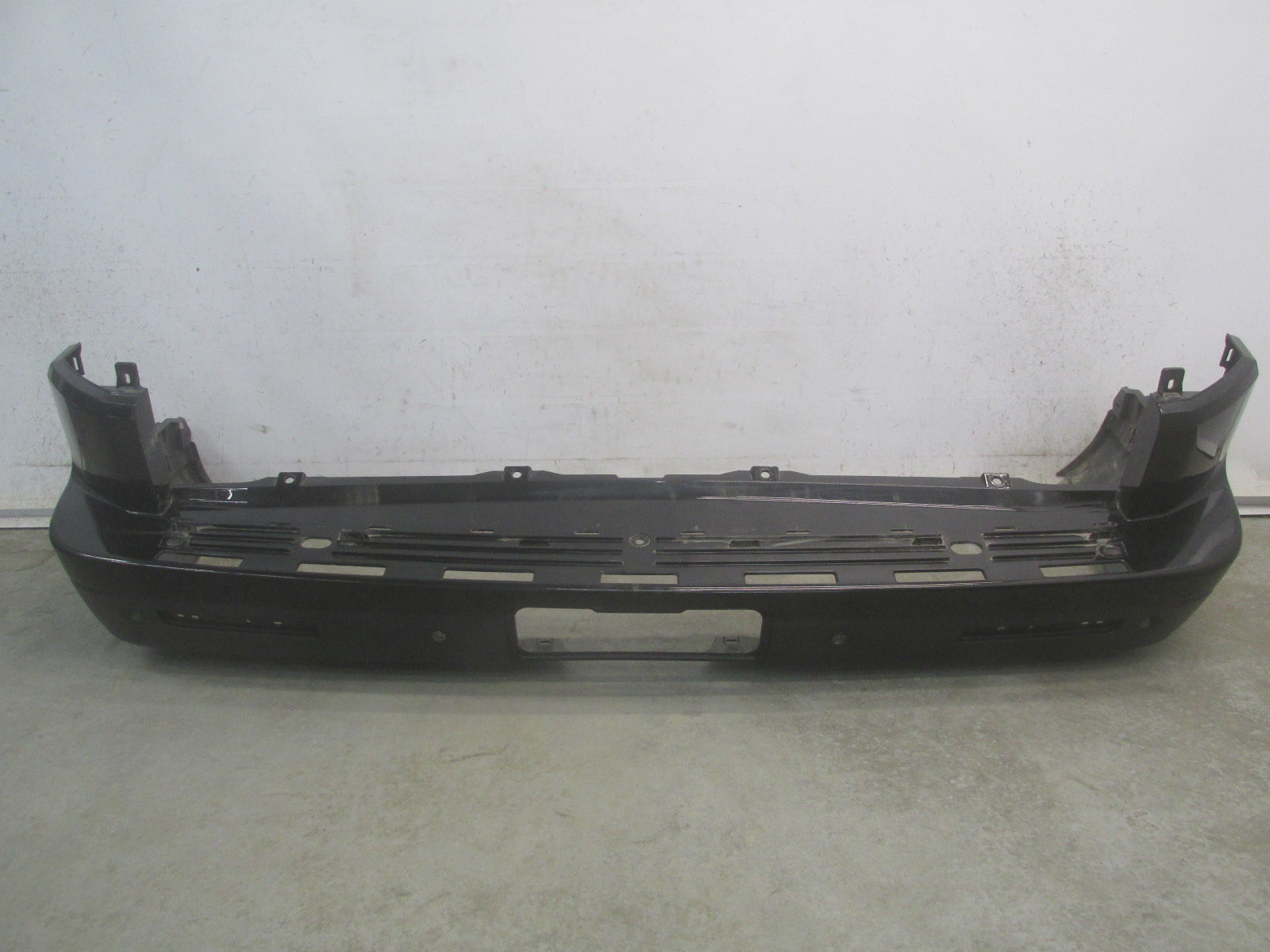 Бампер задний Land Rover Discovery IV 2009>