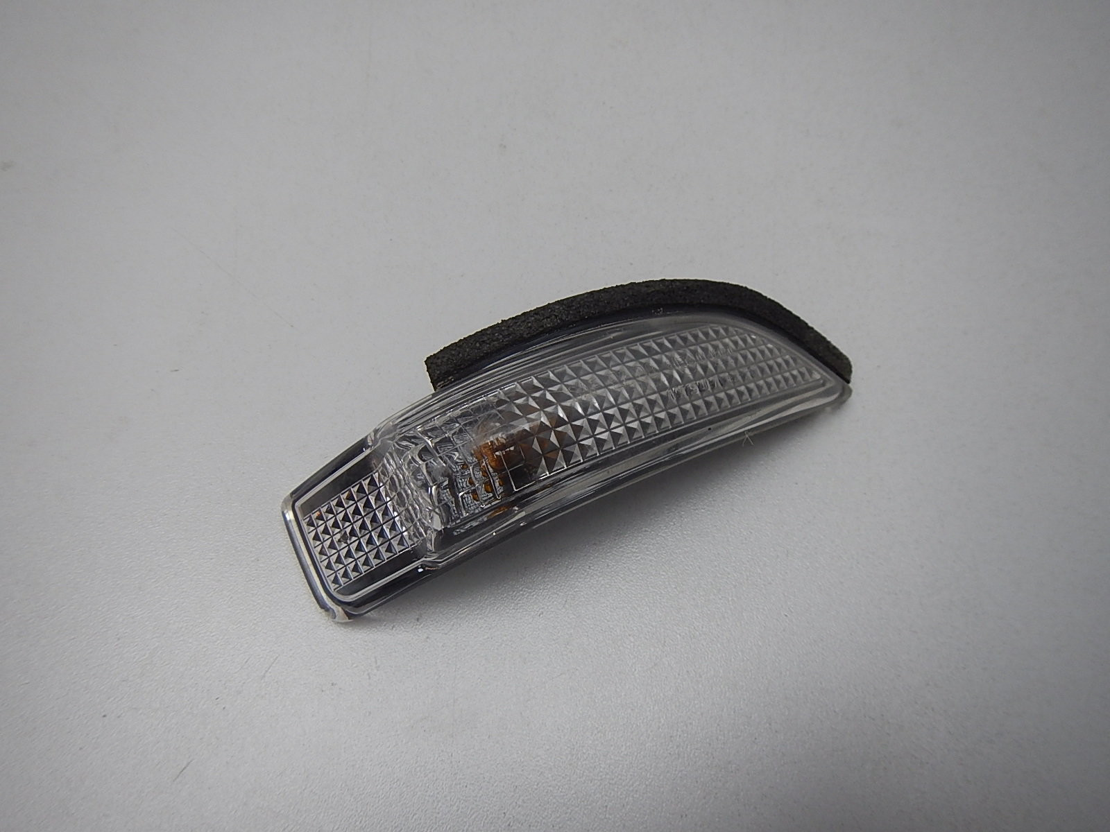 Повторитель указателя поворота Toyota Camry V50 2011-2018