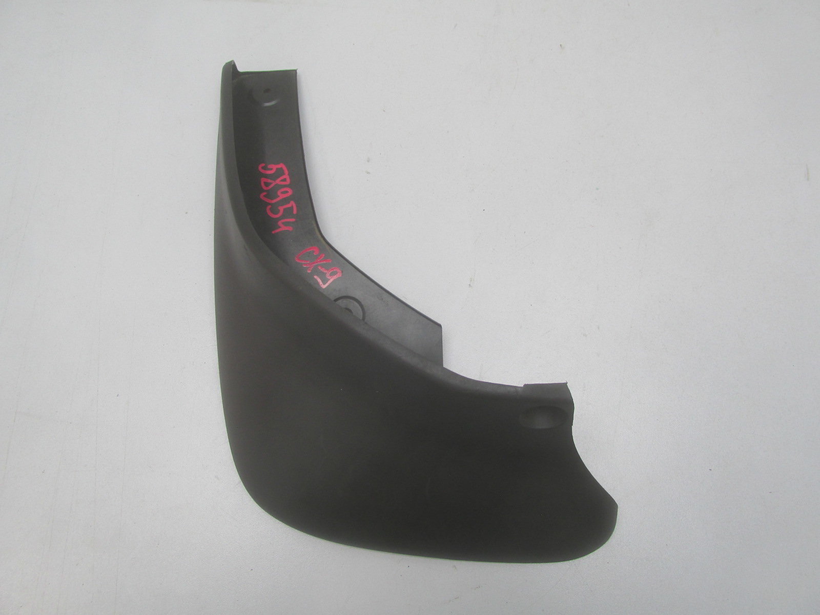 Брызговик задний левый Mazda CX 9 2007>