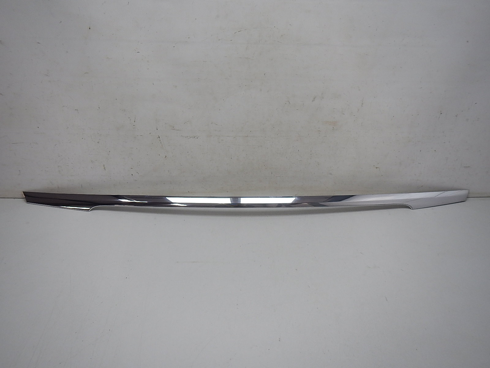 Молдинг крышки багажника Mercedes-Benz S-Klasse W222 2013>