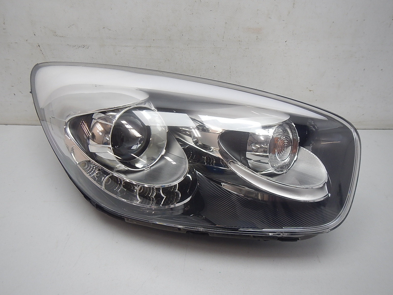 Фара правая Kia Picanto 2011>