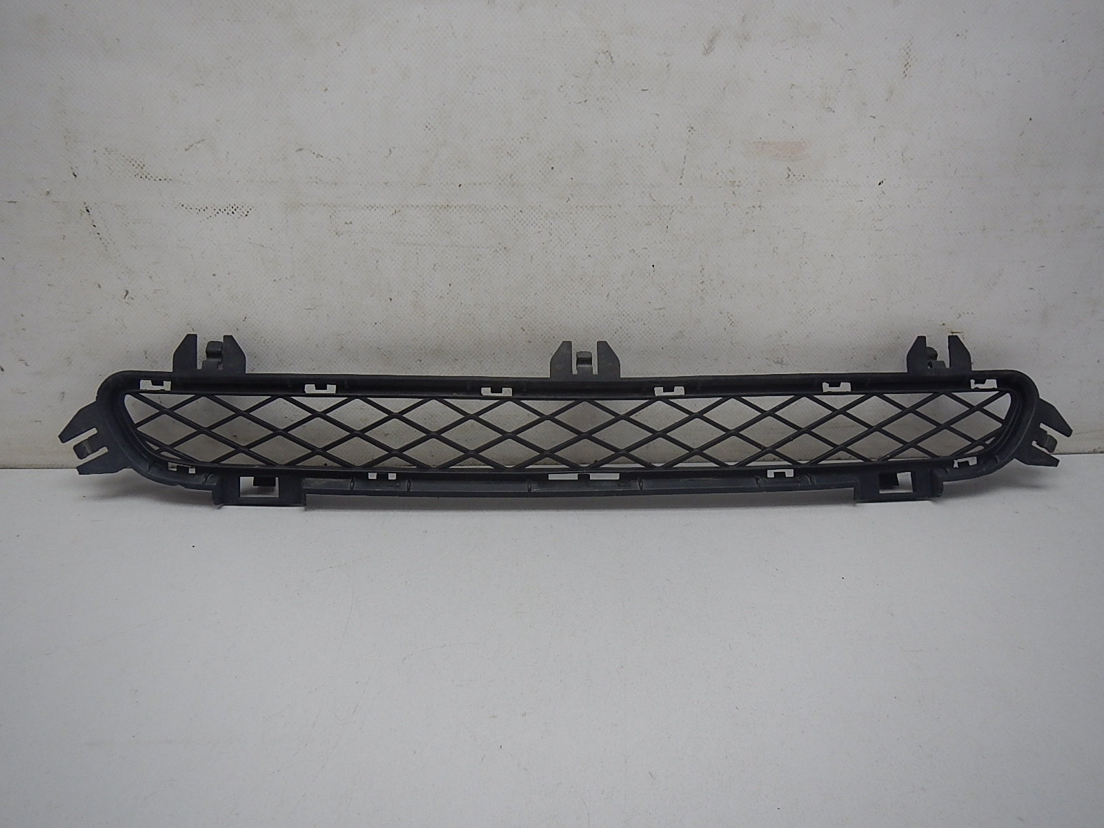 Решетка в бампер центральная BMW X3 F25 2010>