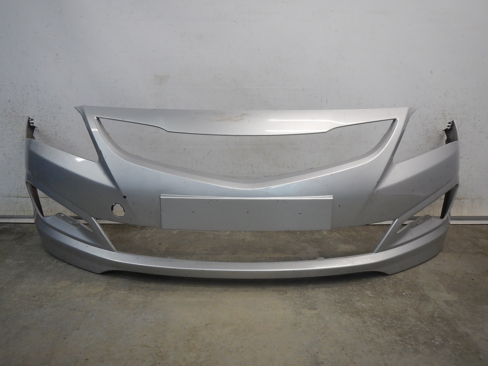 Бампер передний Hyundai Solaris 2010-2017