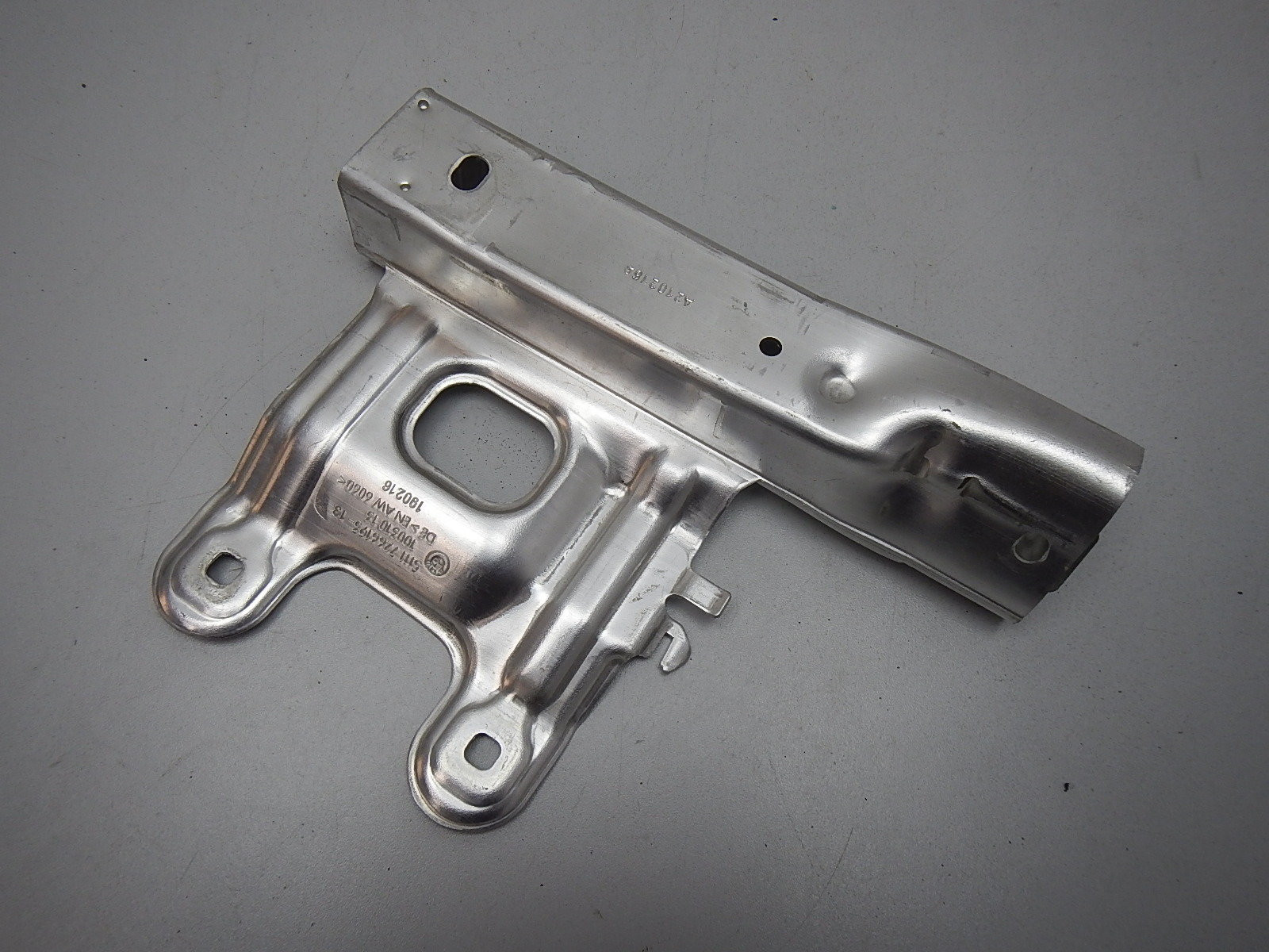 Кронштейн усилителя переднего ба BMW 3-серия F30 2011>