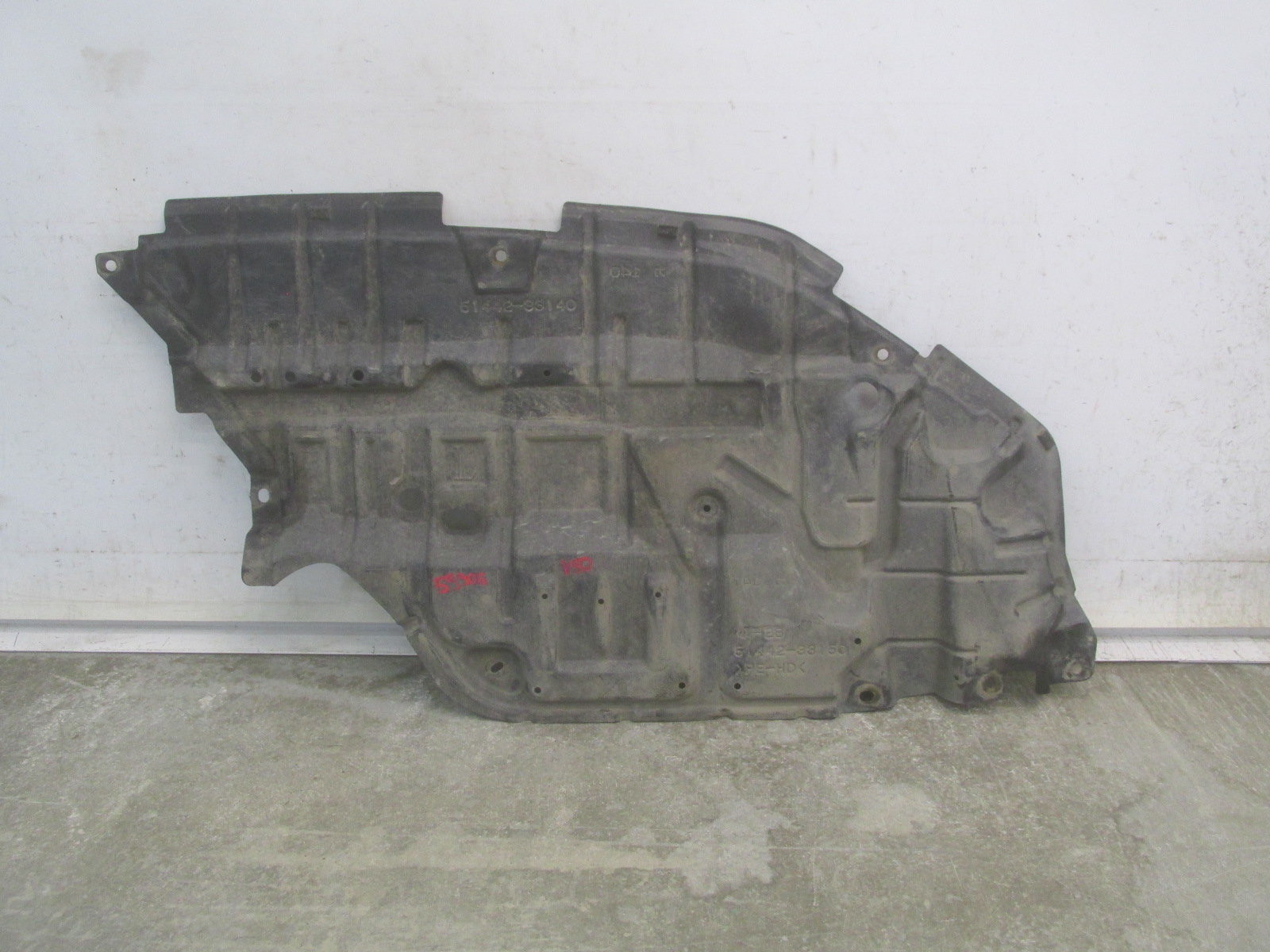 Пыльник Toyota Camry V50 2011-2018