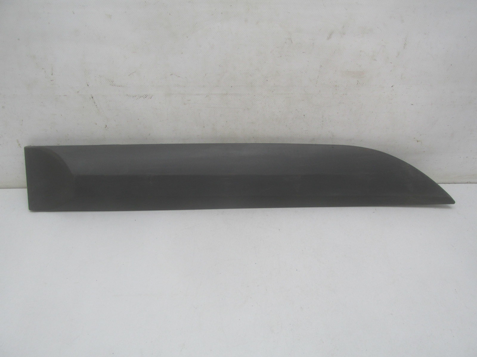 Молдинг двери задней правой Renault Fluence 2010>