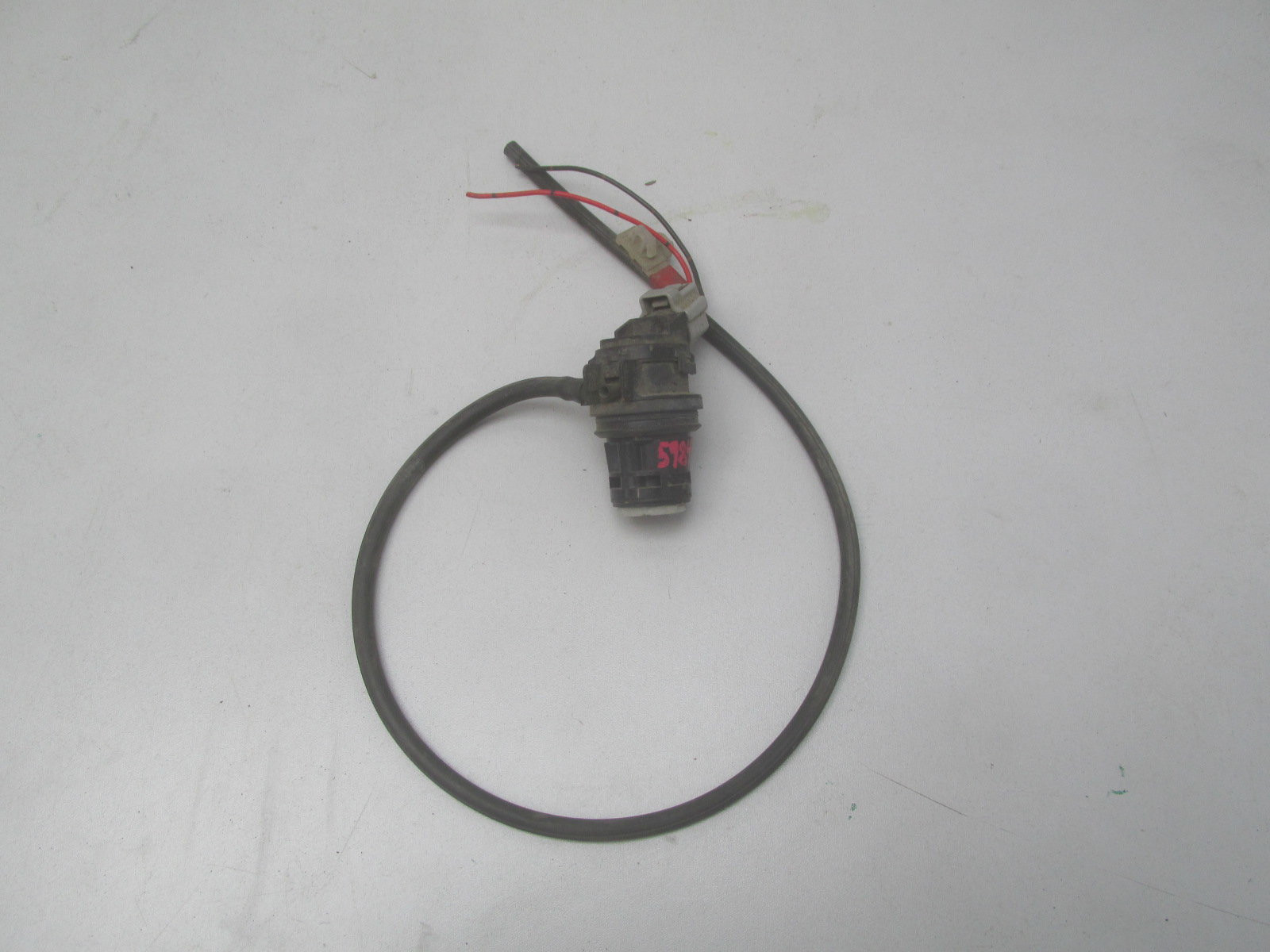 Насос омывателя Toyota Camry V40 2006-2011